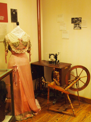 http://morrisoncountyhistory.org/museumpics/021.jpg Laura Tanner Davidson's 1890s satin ball gown on exhibit at the Weyerhaeuser Museum, 2011.