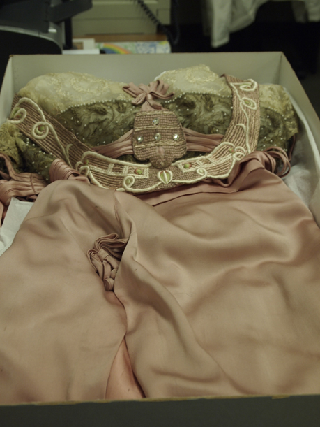 http://morrisoncountyhistory.org/museumpics/71_10_27a_1.jpg The Laura Tanner Davidson ball gown laid to rest, February 9, 2012.