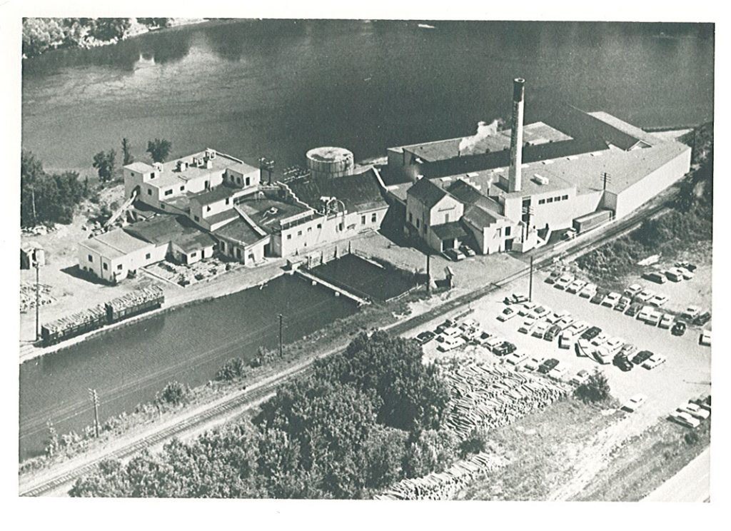 Aeriel view of Hennepin Paper Mill, Little Falls, MN, undated. MCHS collections #2003.28.1A.