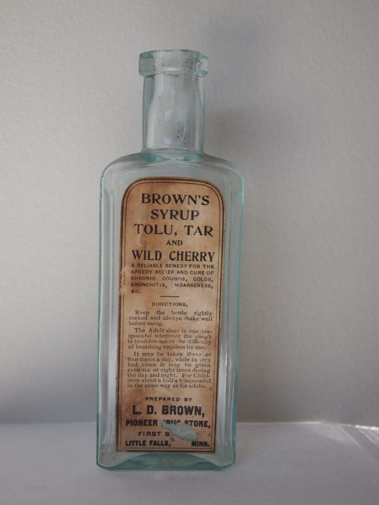 Brown’s Syrup bottle, L.D. Brown Pioneer Drug Store, Little Falls, MN, photo by Rin Gaubatz, MCHS collections, #2016.070.0001.